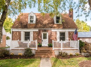 419 Davy St, Dekalb, IL 60115