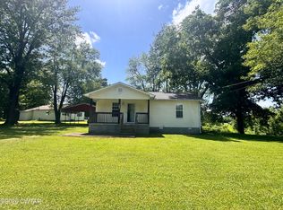 240 W Main St, Hornbeak, TN 38232
