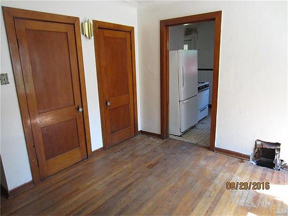 5th image of 2405 Shirley Ave