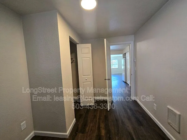 234 NW 21st St #6 — Photo 11