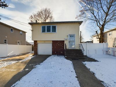 1036 Prospect Avenue, Westbury, NY, 11590