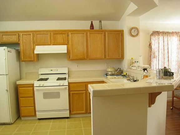 3rd image of 8972 Laureles Ct