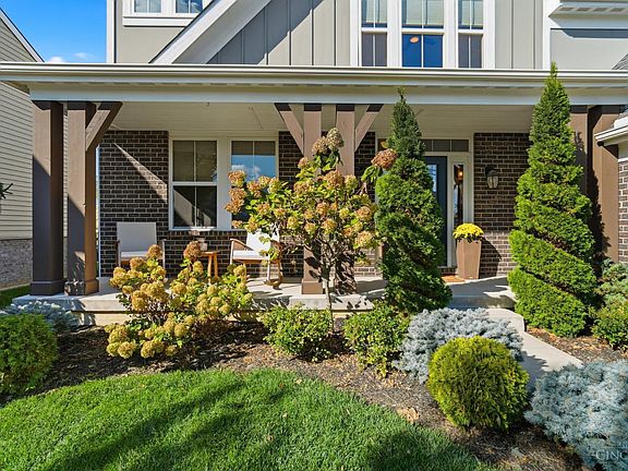 4th image of 1571 Canterbury Ct