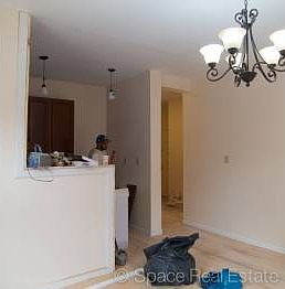 5th image of 334 Montgomery St APT A1