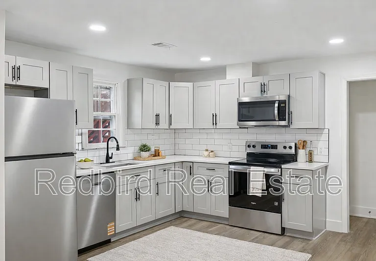 611 S 12th St #B — Photo 20