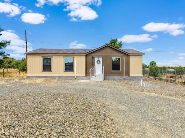 20932 E Deer Valley Ln, Mayer, AZ 86333