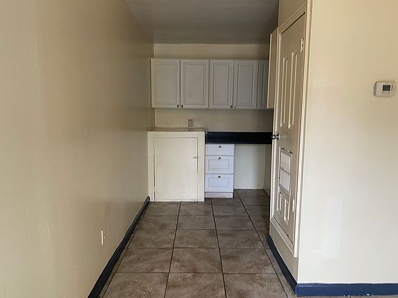 2nd image of 2628 Pennsylvania Ave APT 202