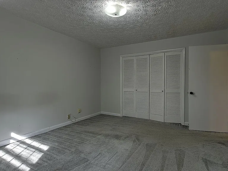 4660 Kingsport Hwy — Photo 13