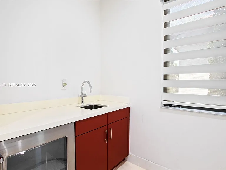17745 SW 45th St — Photo 7