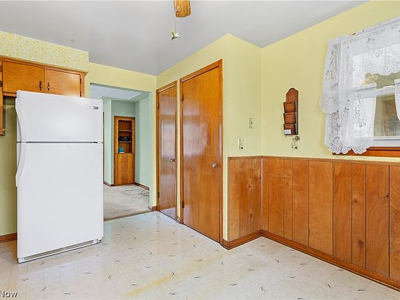 4th image of 1187 Bell Ct