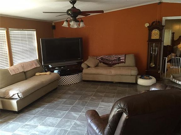 3rd image of 306 Donald Ln