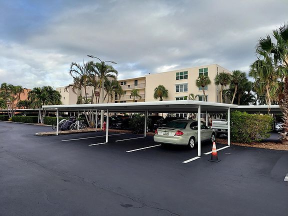 4th image of 7645 Sun Island Dr S #307-1