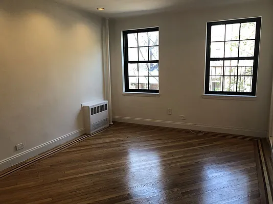 Rented by Waverly Realty Associates | media 6