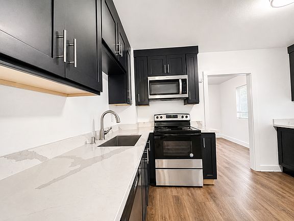 4th image of 14301 30th Ave NE