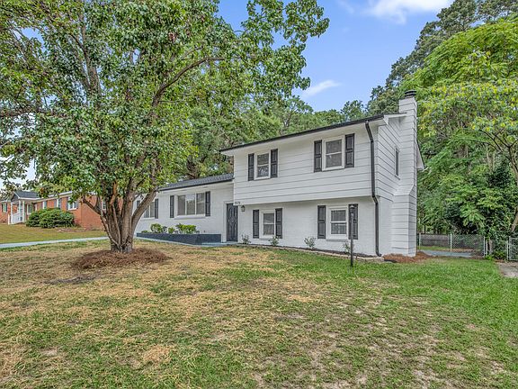 4th image of 1515 Grandview Dr
