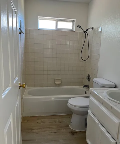 7405 Lidia Way — Photo 9