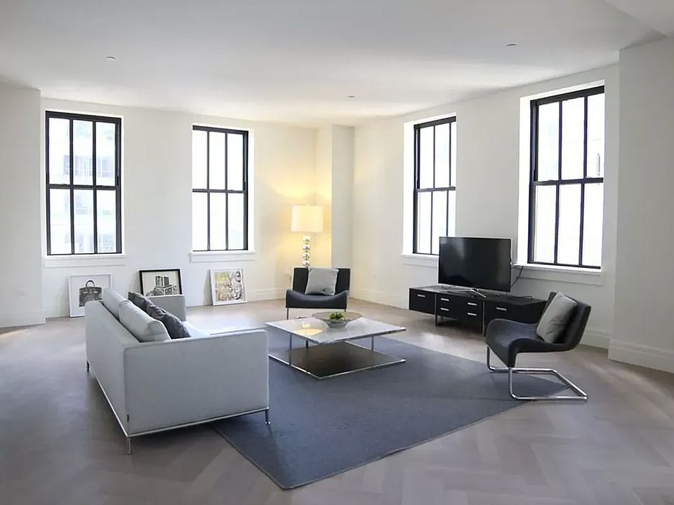 1st image of 100 Barclay St APT 28D