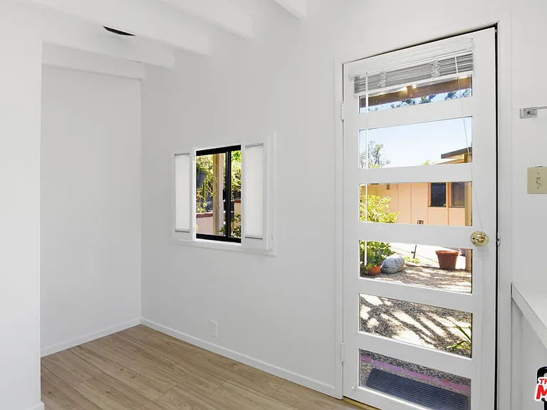 738 Hanley Ave — Photo 49