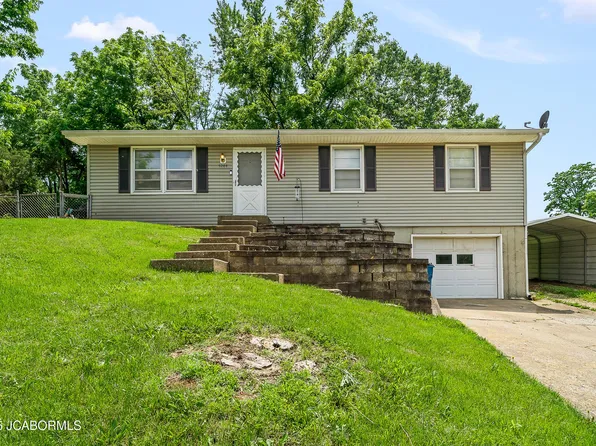 5284 Veil Of Tears Dr, Jefferson City, MO 65109