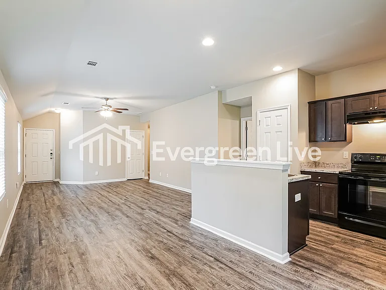 12629 Waterbury Cv — Photo 4