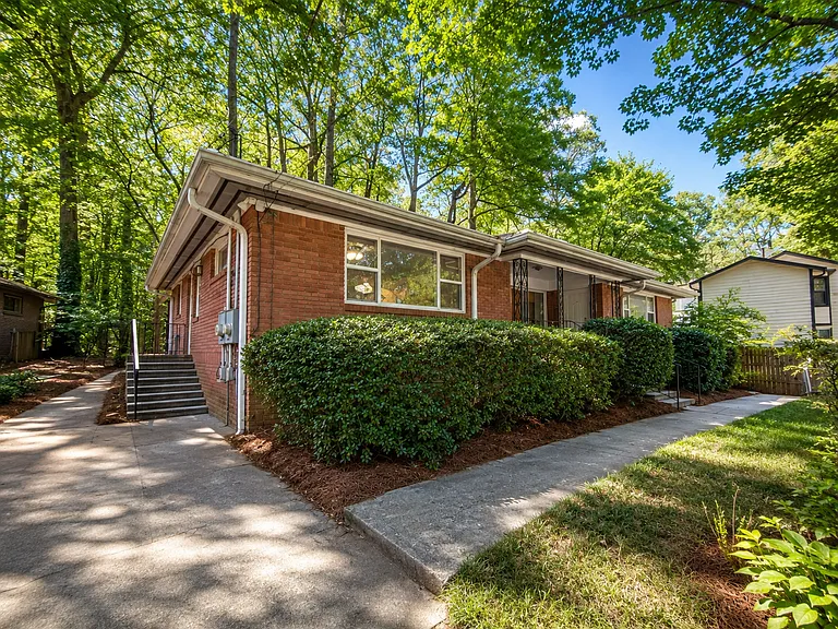 1373 Markan Dr NE #B — Photo 2