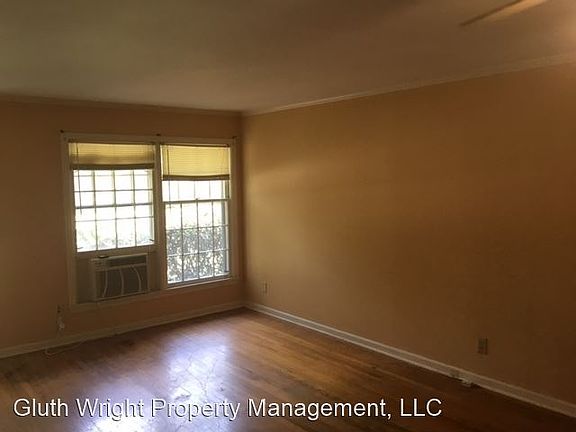 4th image of 102-104 2nd Ave