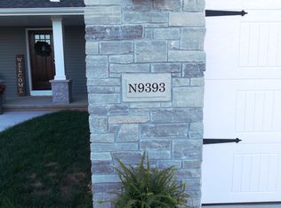 N9393 Emily Ln, Appleton, WI 54915