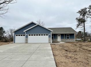 2401 Trails Meet Cir, Whiting, WI 54481
