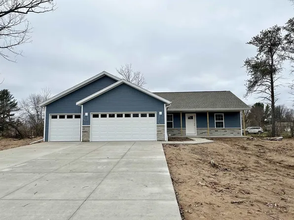 2401 TRAILS MEET CIRCLE, Stevens Point, WI 54481