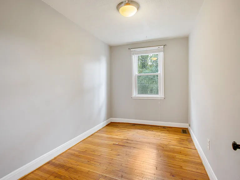 1125 Roland Heights Ave — Photo 17