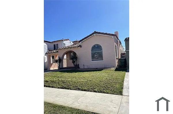 Building Photo - 1208 W 81st Pl