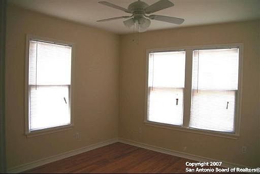 5th image of 1139 CLOWER ST