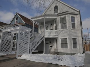 5020 W School St, Chicago, IL 60641