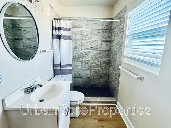 4th image of 105 7th Ave N APT 8