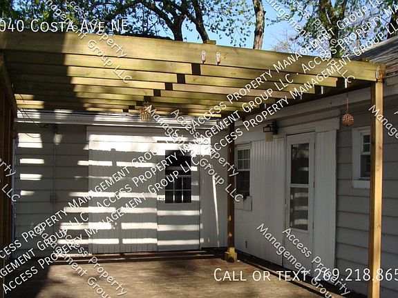 2nd image of 4040 Costa Ave NE