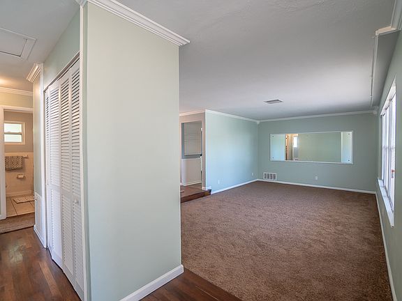 3rd image of 1765 41st Ave