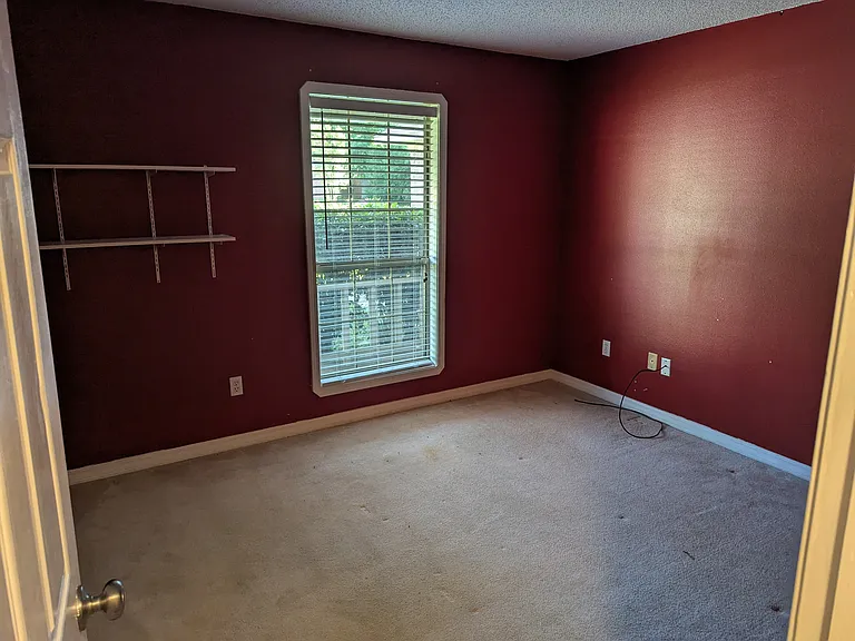 2750 Bowman Ln — Photo 9