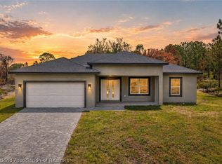 5230 San Juan Dr, Sebring, FL 33872