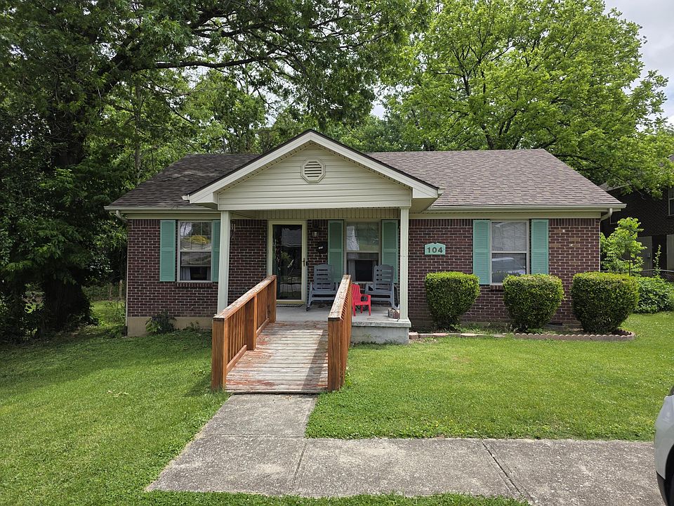 1st image of 104 Evansdale Ave