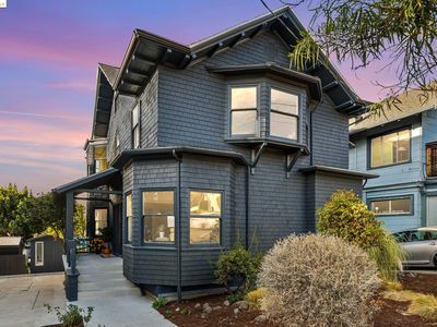 355 Orange St, Oakland, CA, 94610