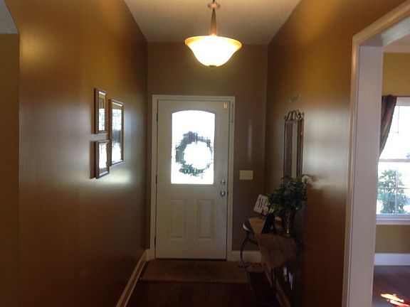 4th image of 100 Pine Lake Dr