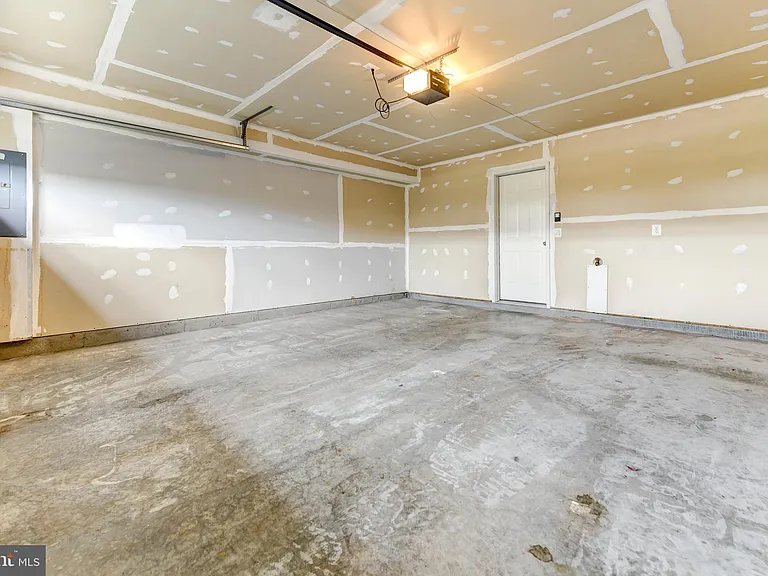 44104 Turf Field Sq — Photo 34