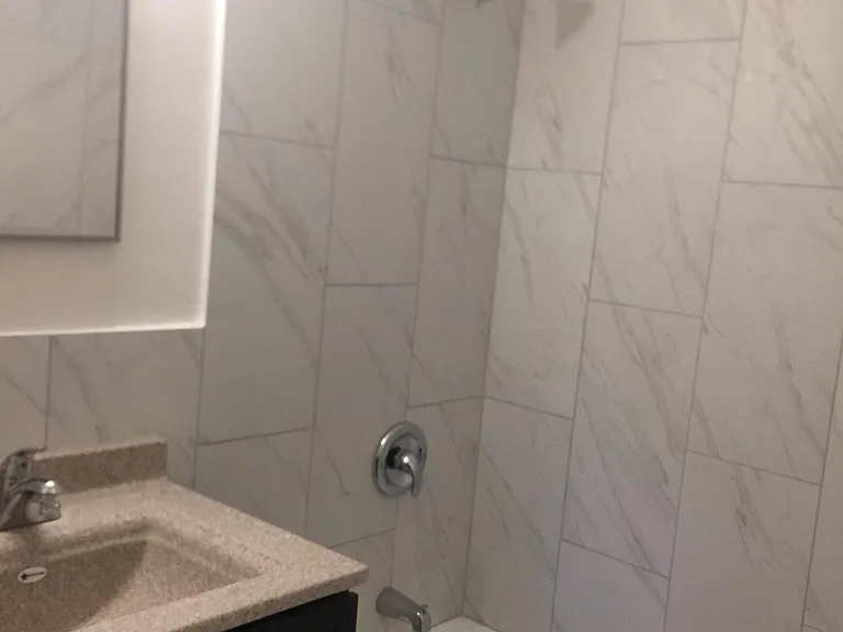 8506-2 Waukegan Rd #8506-2 — Photo 10