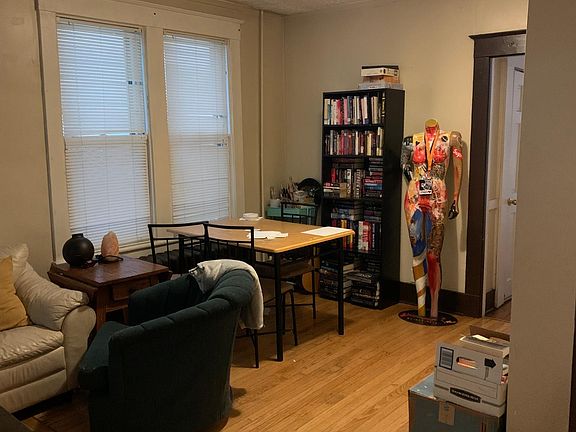 3rd image of 680 State St #1