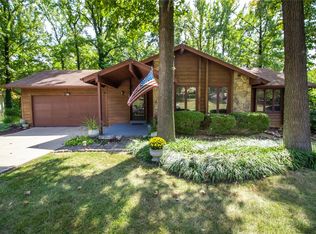 14 Cedarview Ct, Saint Charles, MO 63303