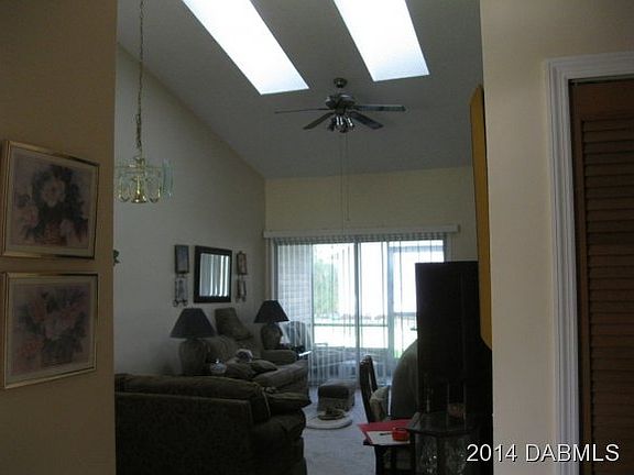 2nd image of 935 Meadow View Dr