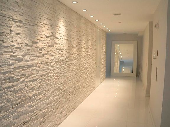 2nd image of 1100 Biscayne Blvd Unit 5701