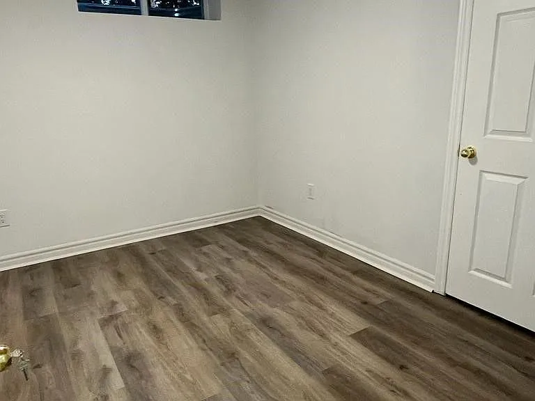 16A Fletcher Ave #BASEMENT — Photo 8