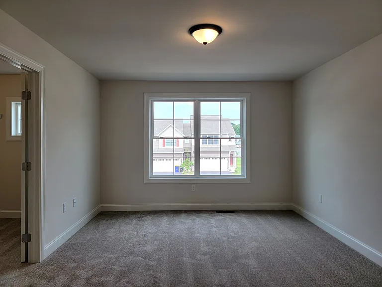 101 Magnolia Dr — Photo 8