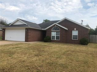 1505 SW Elington St, Bentonville, AR 72713